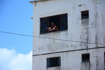 Homem atira contra torcedores do Sport !